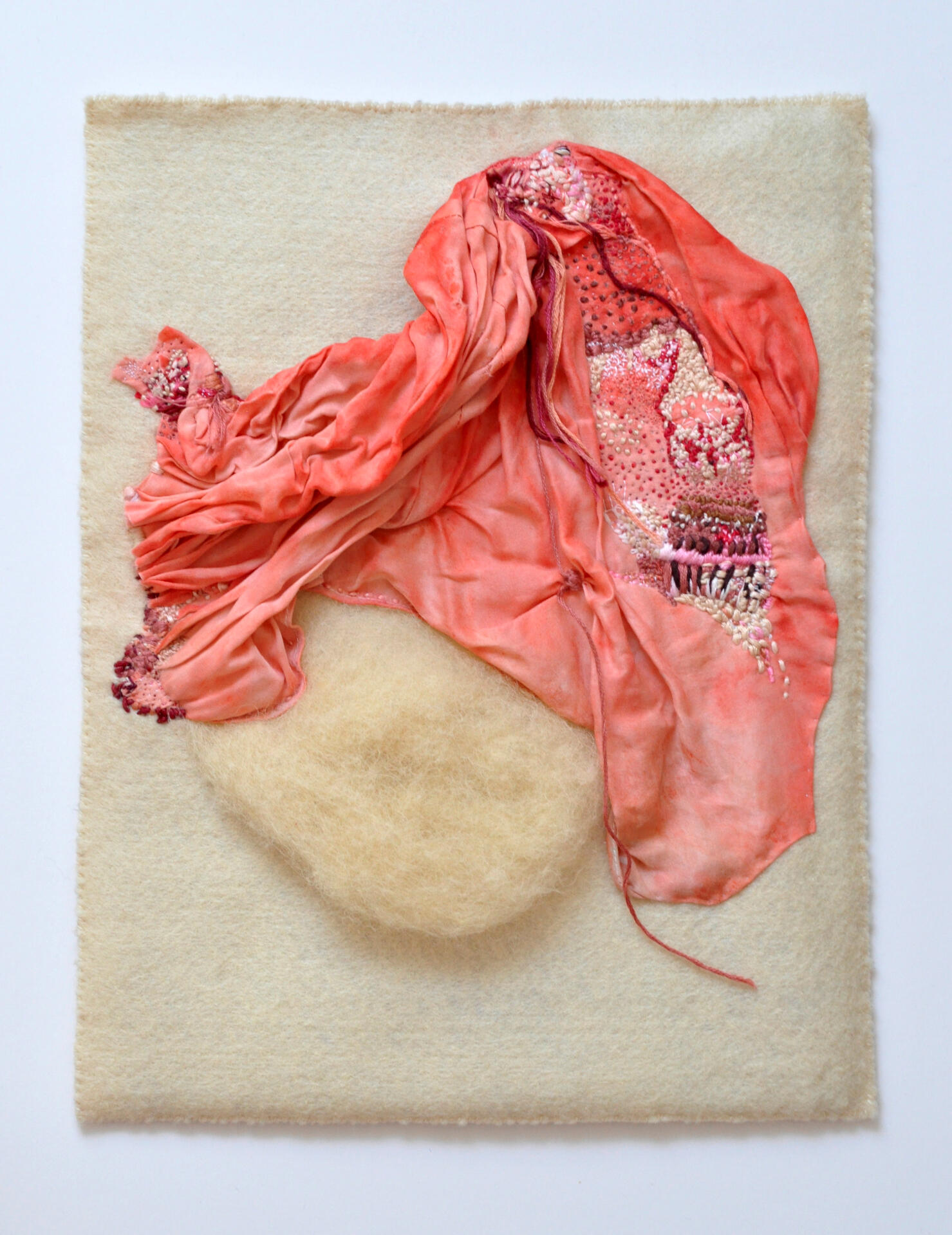 art textile-fiber art-threads-fil-Maureen Lasne-Contemporary art-stitches-broderie d'art-art embroidery-sewing-Organic piece art textile-fiber art-threads-fil-Maureen Lasne-Contemporary art-stitches-broderie d'art-art embroidery-sewing-Organic piece