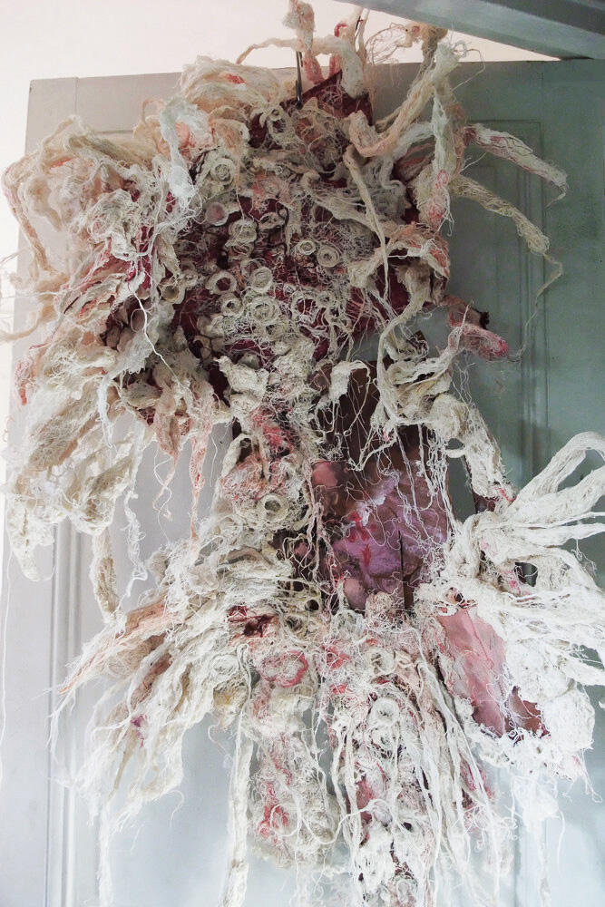 art textile-fiber art-threads-fil-Maureen Lasne-Contemporary art-coton-cotton-leather-cuir-Organic piece