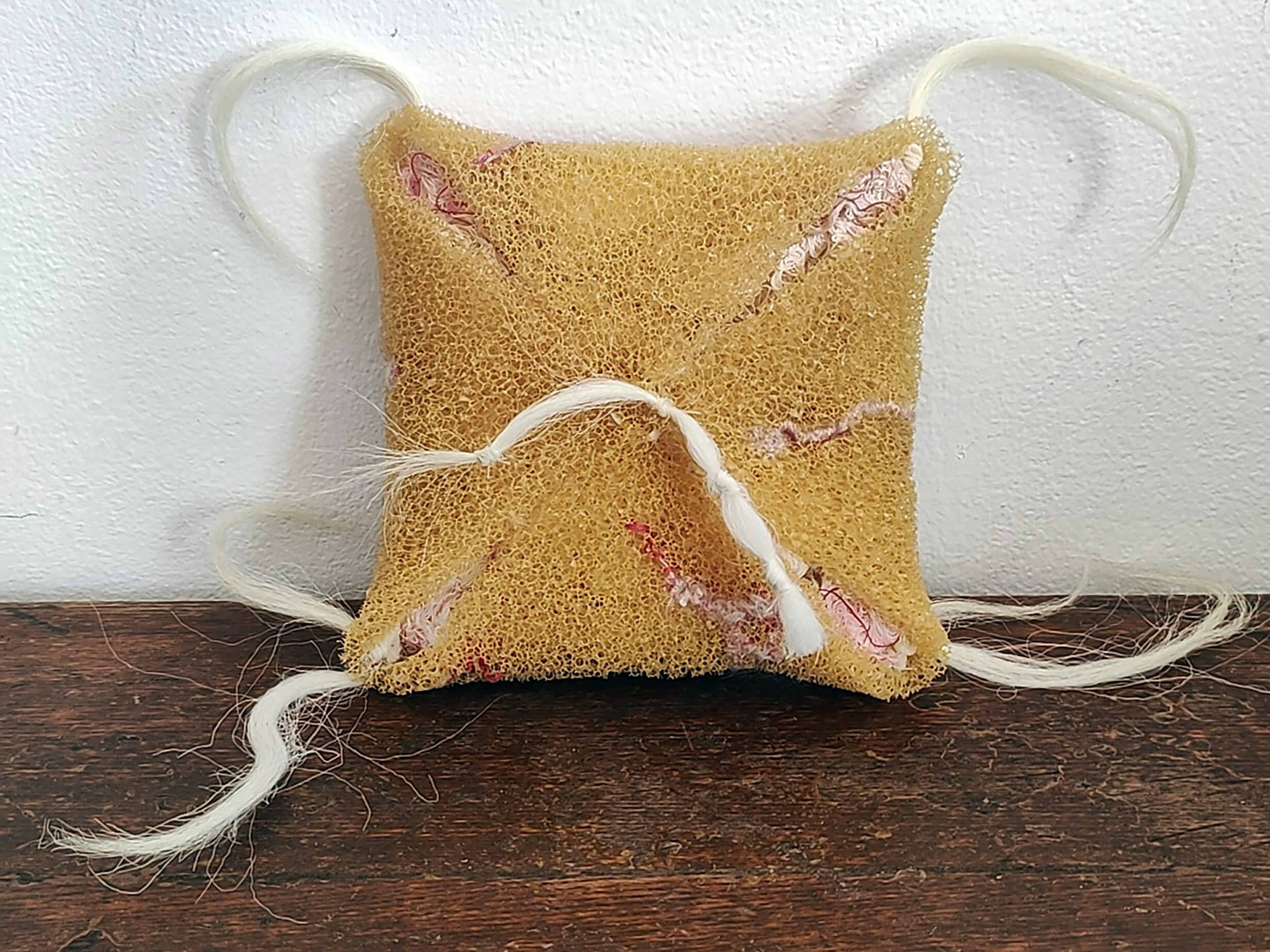 Organic piece textile art -art textile-Maureen Lasne